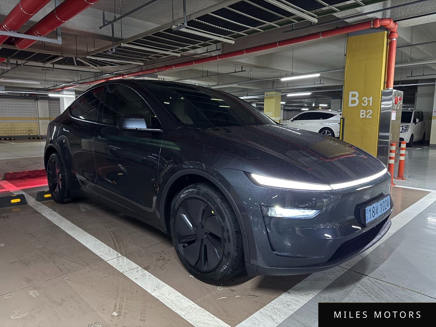 Tesla Model Y 2025 — миниатюра 2