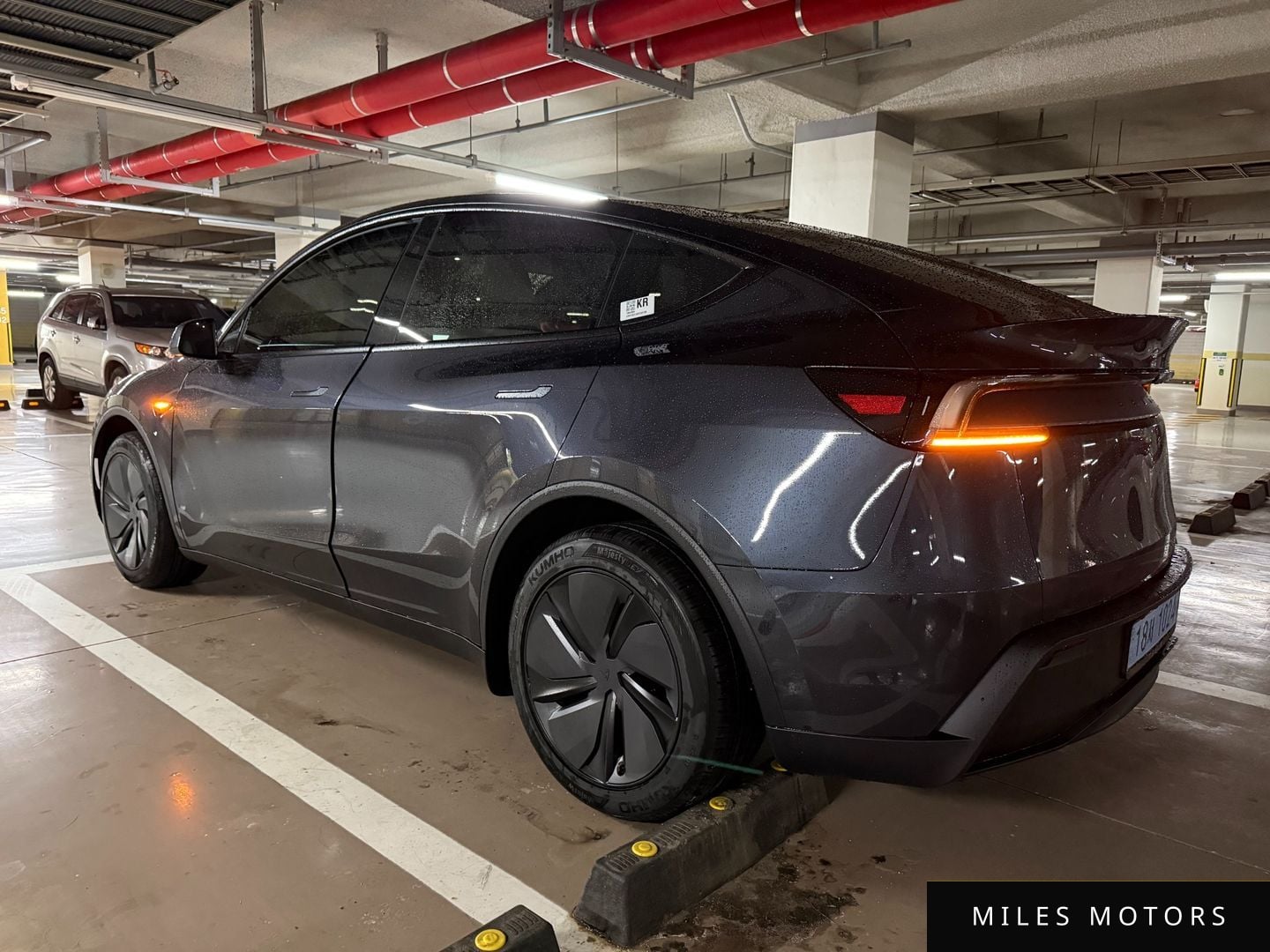 Tesla Model Y 2025 — миниатюра 5