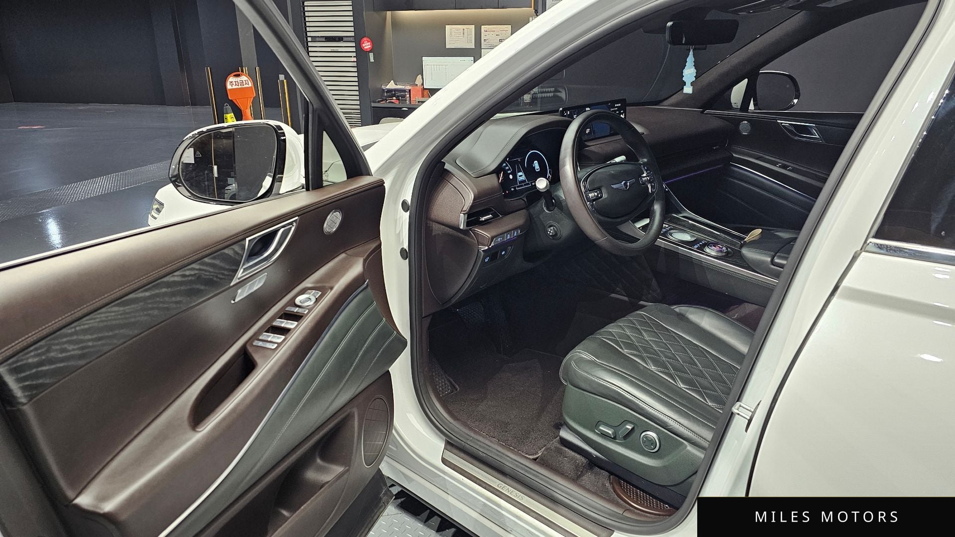 Genesis GV80 2022 — миниатюра 11