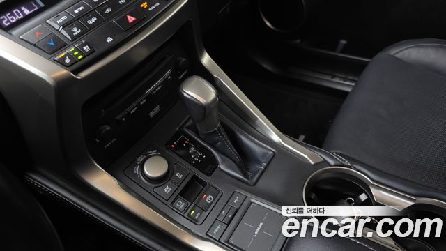 Лексус NX300h 2015 — миниатюра 9