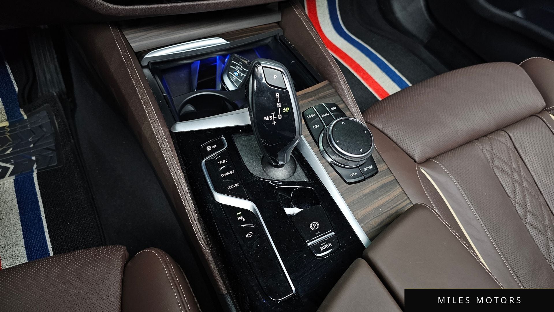 BMW 5 Series (G30) 2023 — миниатюра 9