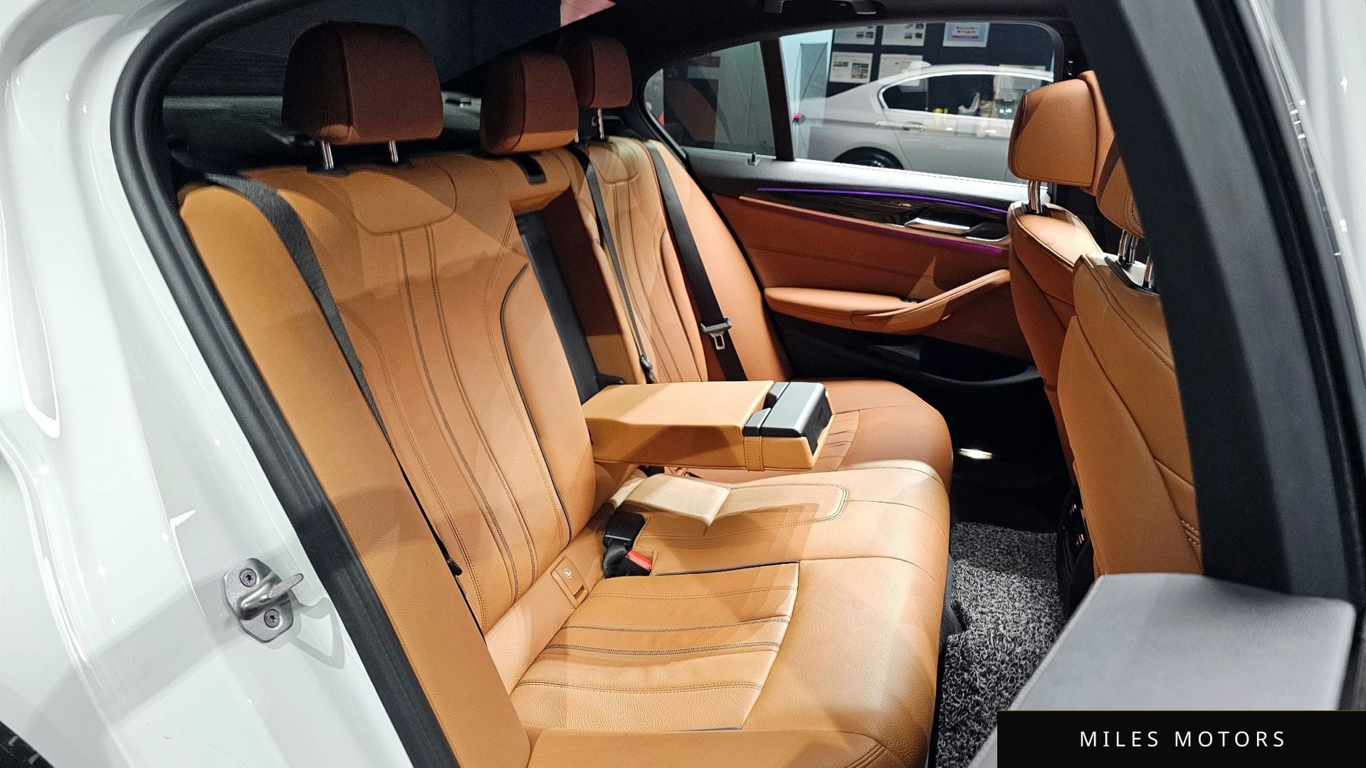 BMW 5 Series (G30) 2021 — миниатюра 12