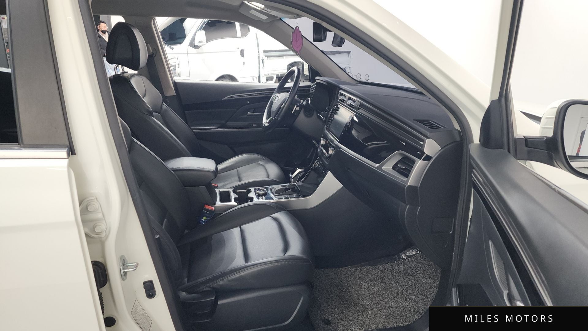 KG Mobility Beautiful Korando 2021 — миниатюра 11
