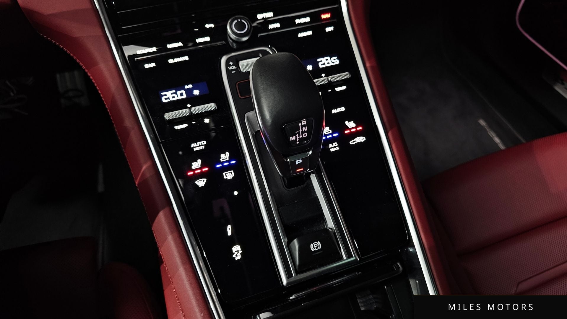 Porsche 파나메라 (971) 2023 — миниатюра 9