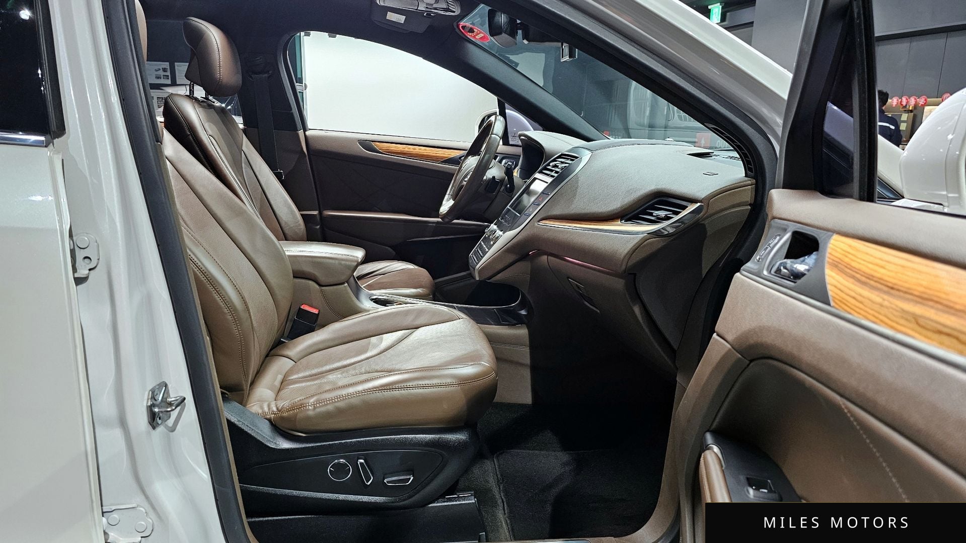 Lincoln MKC 2016 — миниатюра 10
