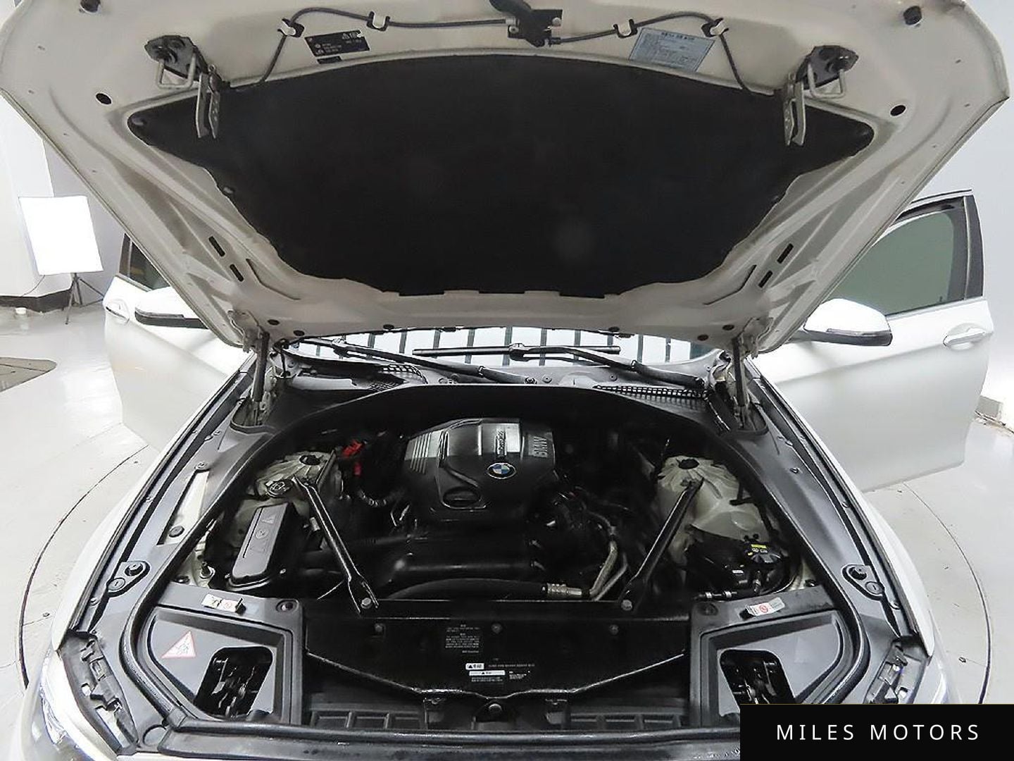 BMW 5 Series (F10) 2015 — миниатюра 6
