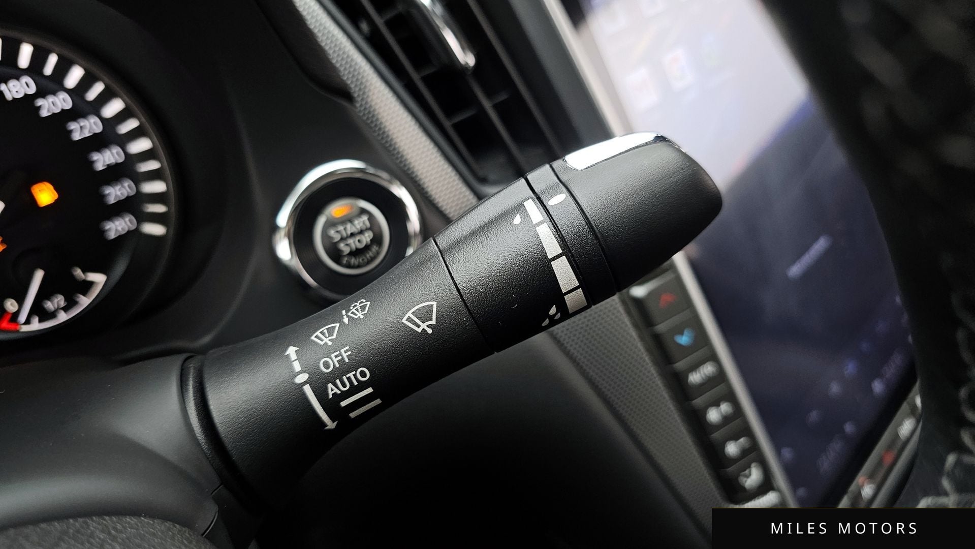 Infiniti Q50 2020 — миниатюра 17