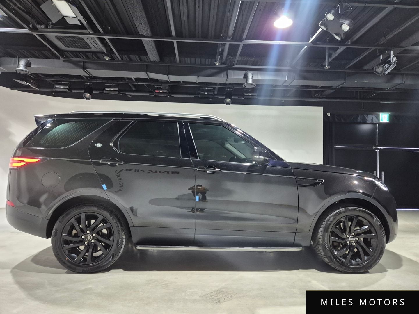 Land Rover Discovery 2017 — миниатюра 7