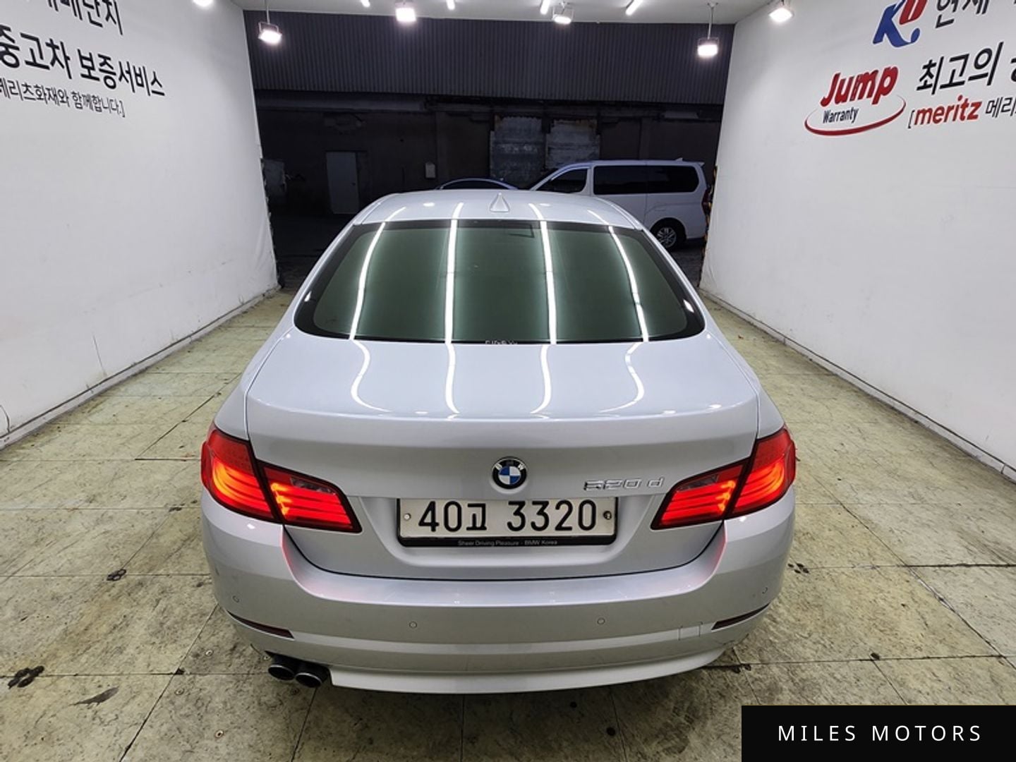 BMW 5 Series (F10) 2012 — миниатюра 5