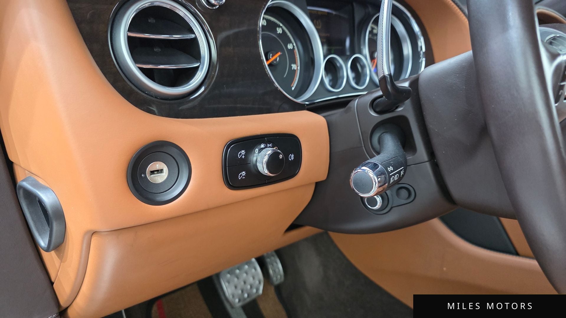 Bentley 컨티넨탈 GT 2016 — миниатюра 15