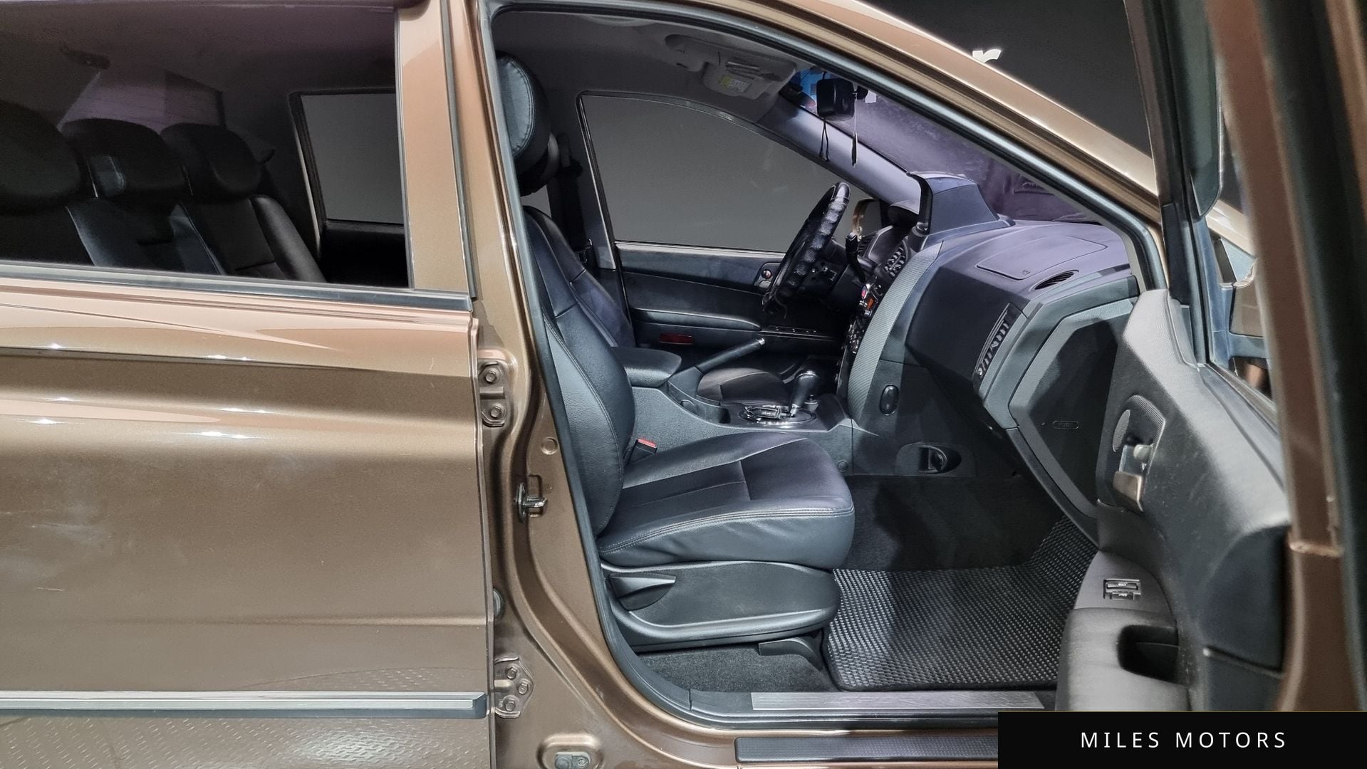 KG Mobility KORANDO 2015 — миниатюра 10