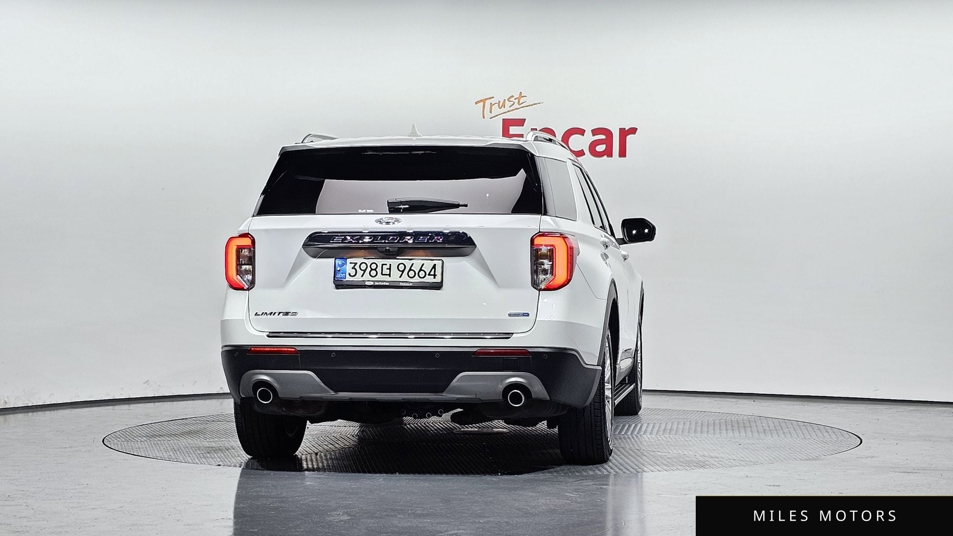 Ford Explorer 2020 — миниатюра 4