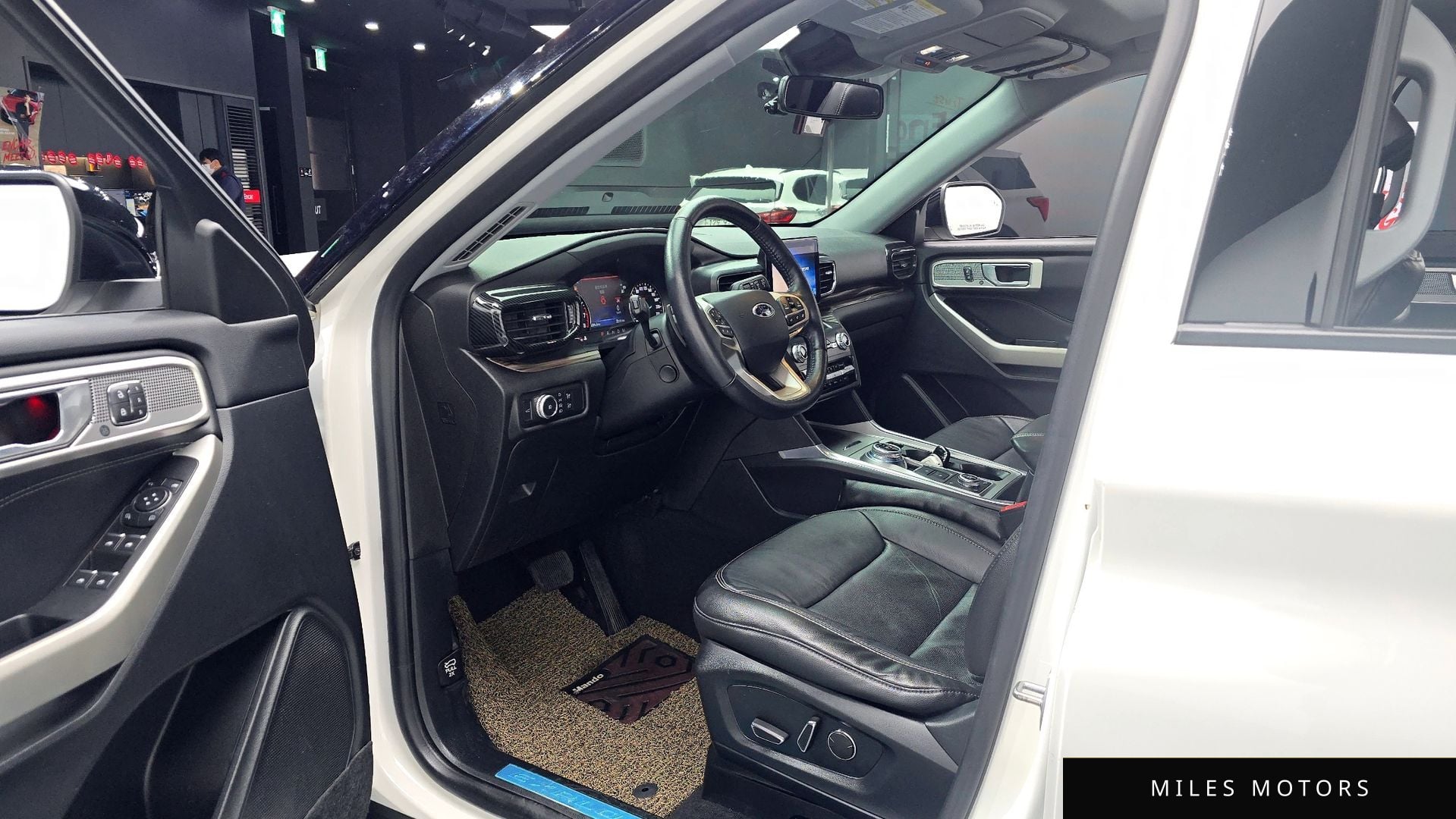 Ford Explorer 2020 — миниатюра 10