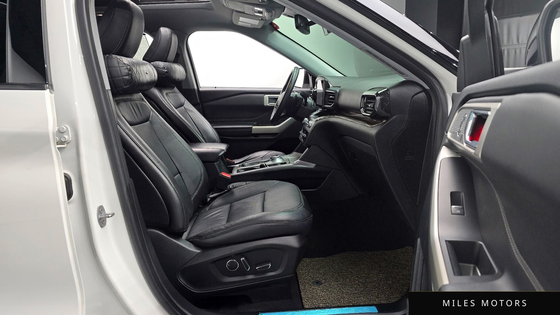 Ford Explorer 2020 — миниатюра 11