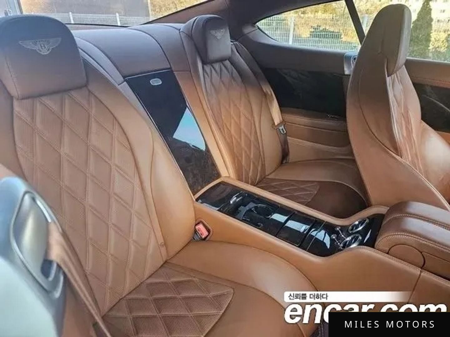 Bentley 컨티넨탈 GT 2012 — миниатюра 7