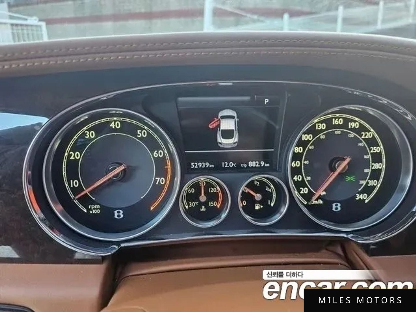 Bentley 컨티넨탈 GT 2012 — миниатюра 12