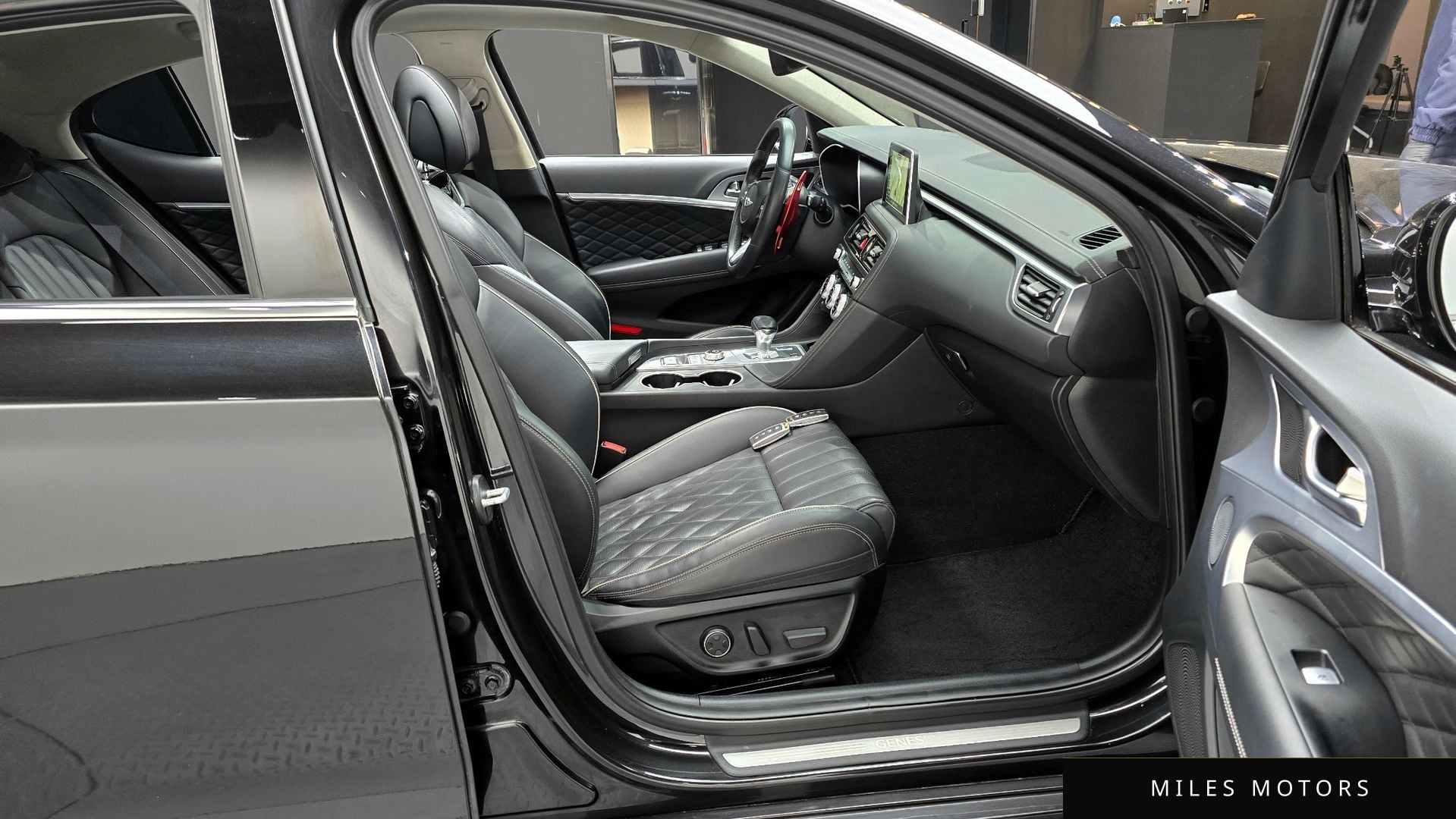 Genesis G70 2019 — миниатюра 10