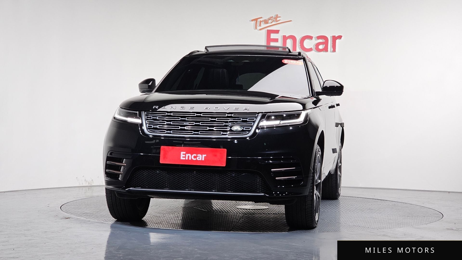 Land Rover 레인지로버 벨라 2025 — миниатюра 2