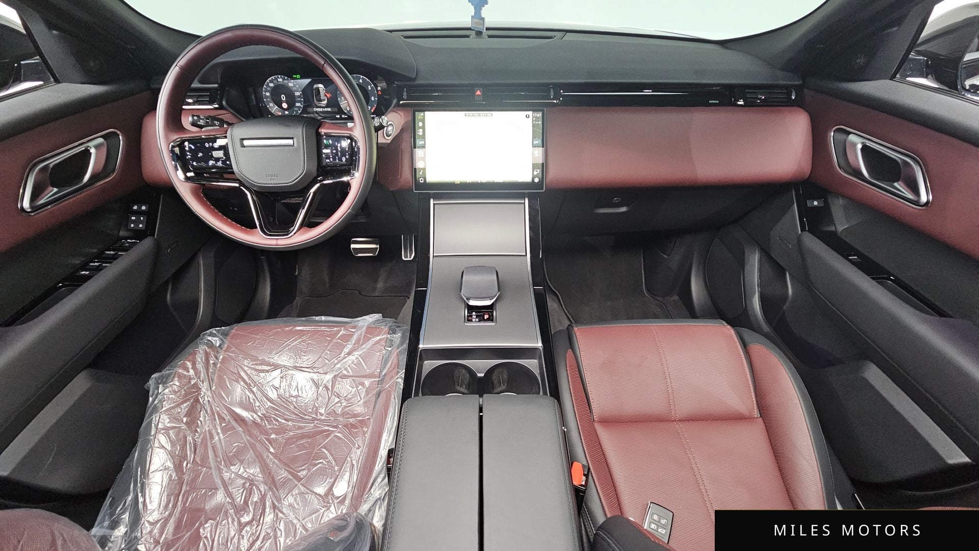 Land Rover 레인지로버 벨라 2025 — миниатюра 6