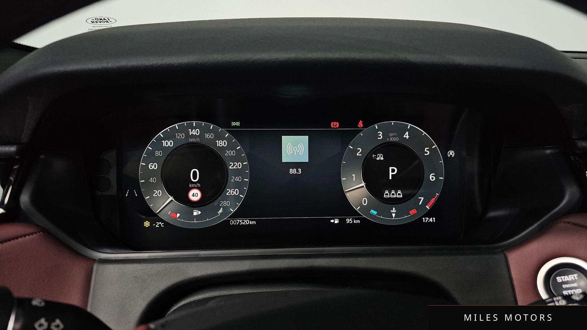 Land Rover 레인지로버 벨라 2025 — миниатюра 7