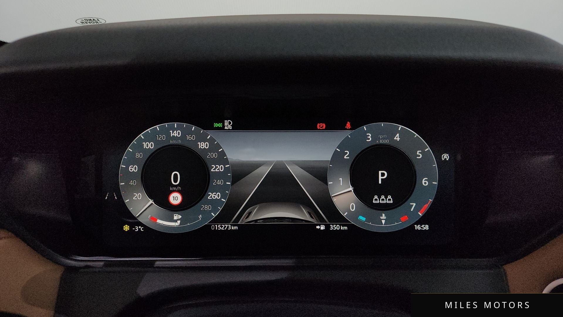 Land Rover 레인지로버 벨라 2025 — миниатюра 7