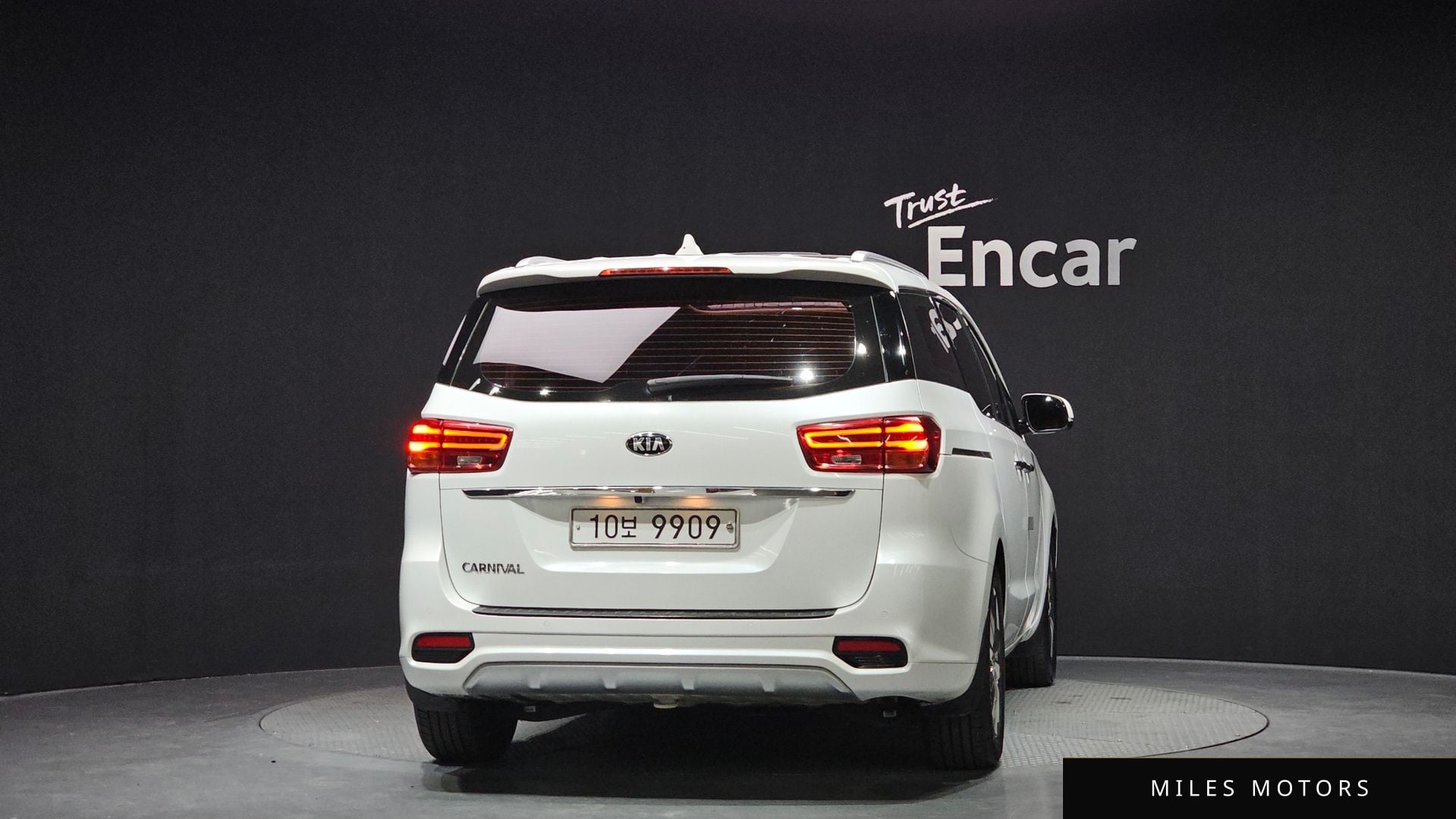 Kia Canival 2019 — миниатюра 4
