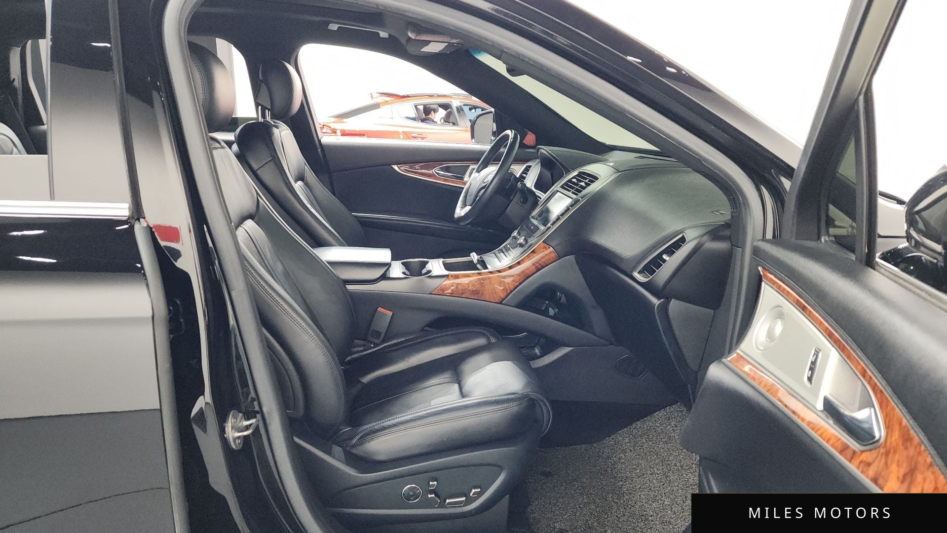 Lincoln MKX 2017 — миниатюра 11