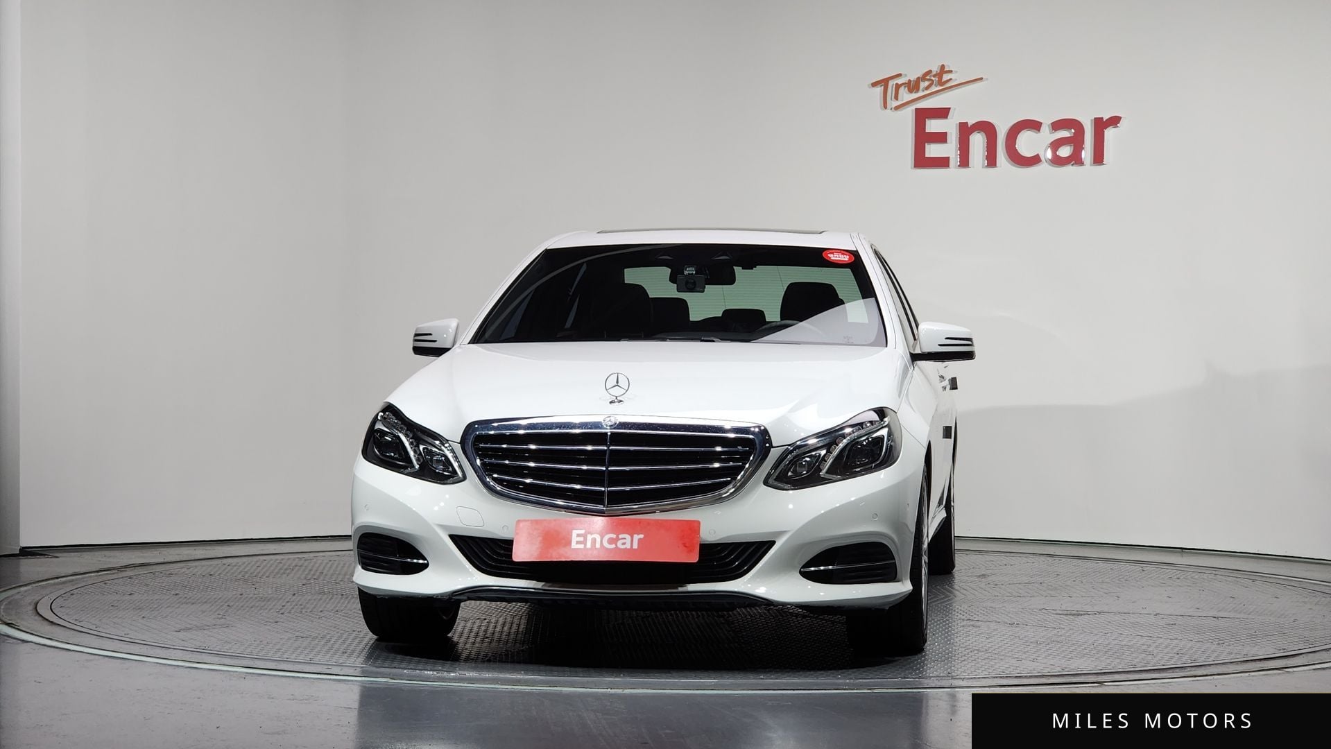 Mercedes-Benz E-Class W212 2016 — миниатюра 3