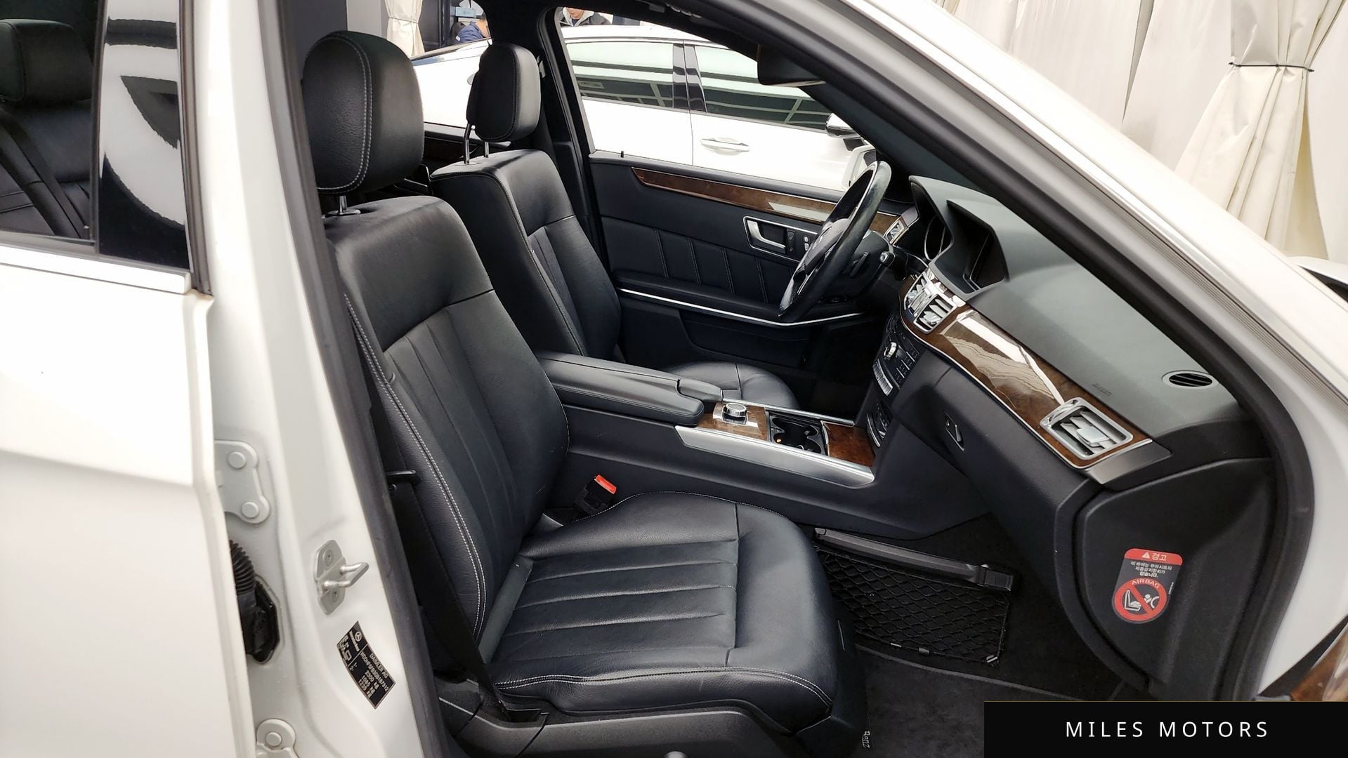 Mercedes-Benz E-Class W212 2016 — миниатюра 11
