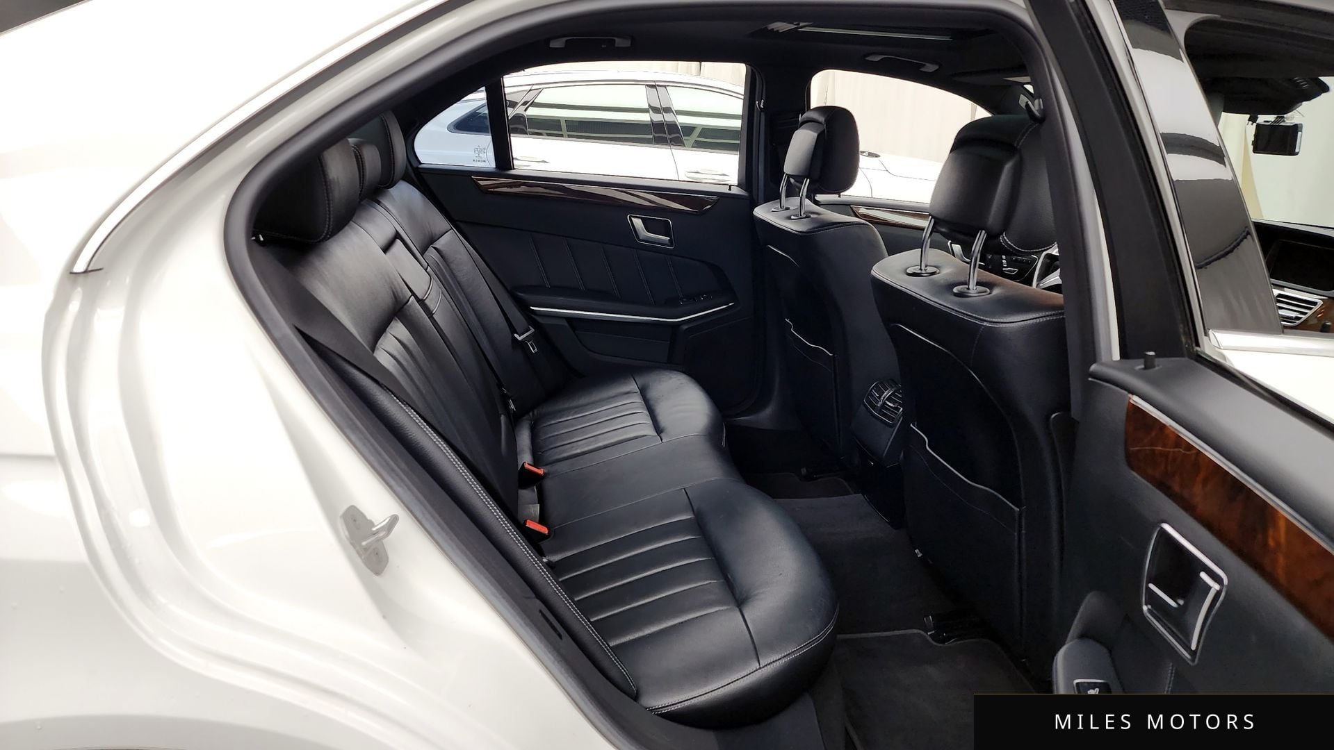 Mercedes-Benz E-Class W212 2016 — миниатюра 12