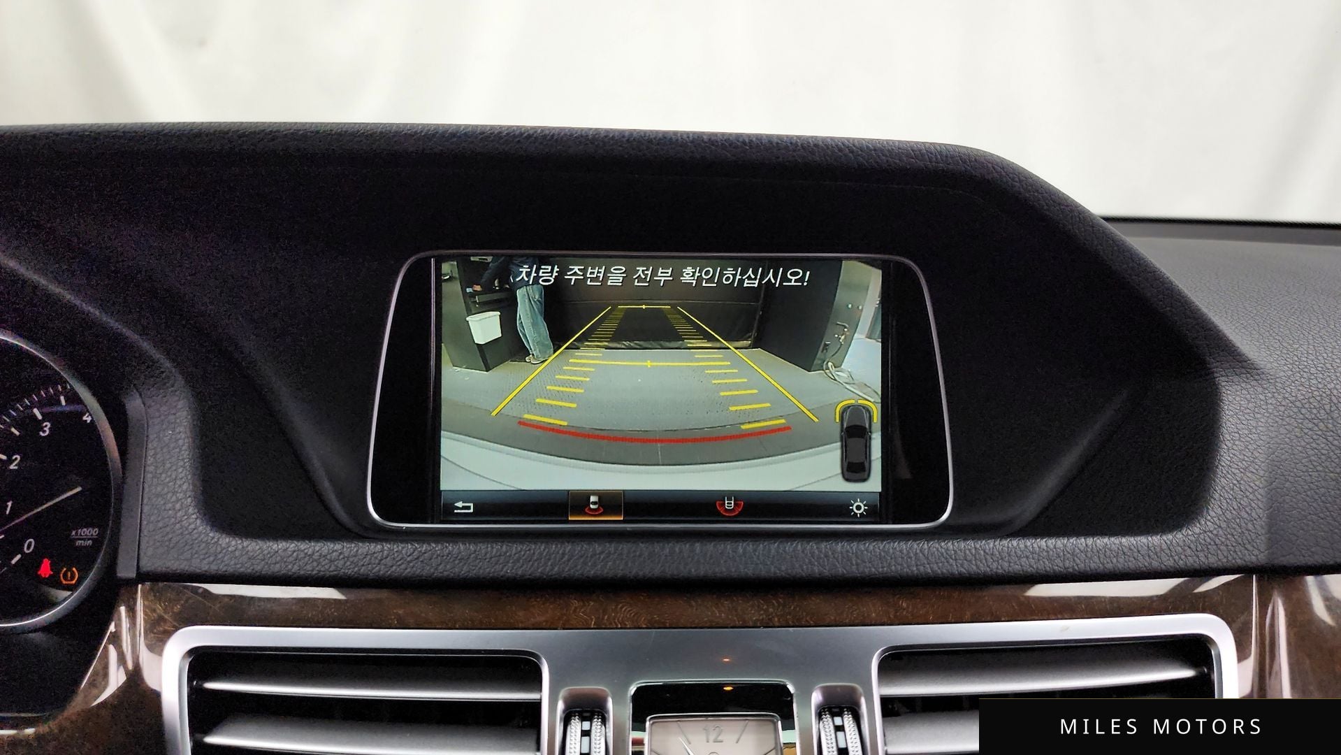 Mercedes-Benz E-Class W212 2016 — миниатюра 15