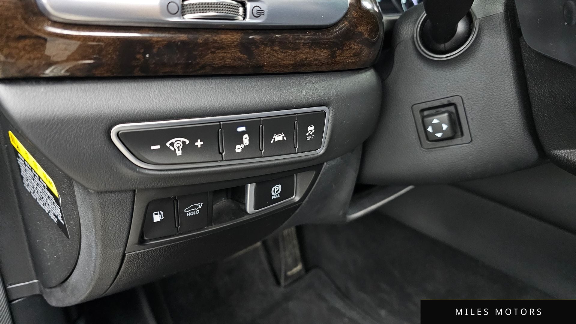 Genesis G90 2020 — миниатюра 6