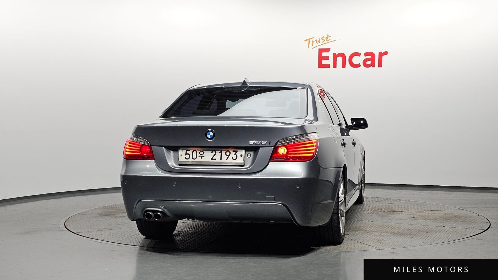 BMW 5 Series (E60) 2009 — миниатюра 4