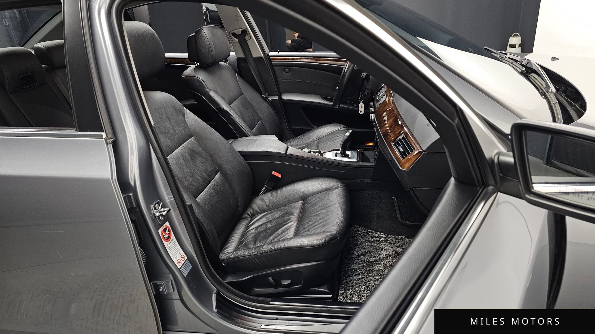 BMW 5 Series (E60) 2009 — миниатюра 12