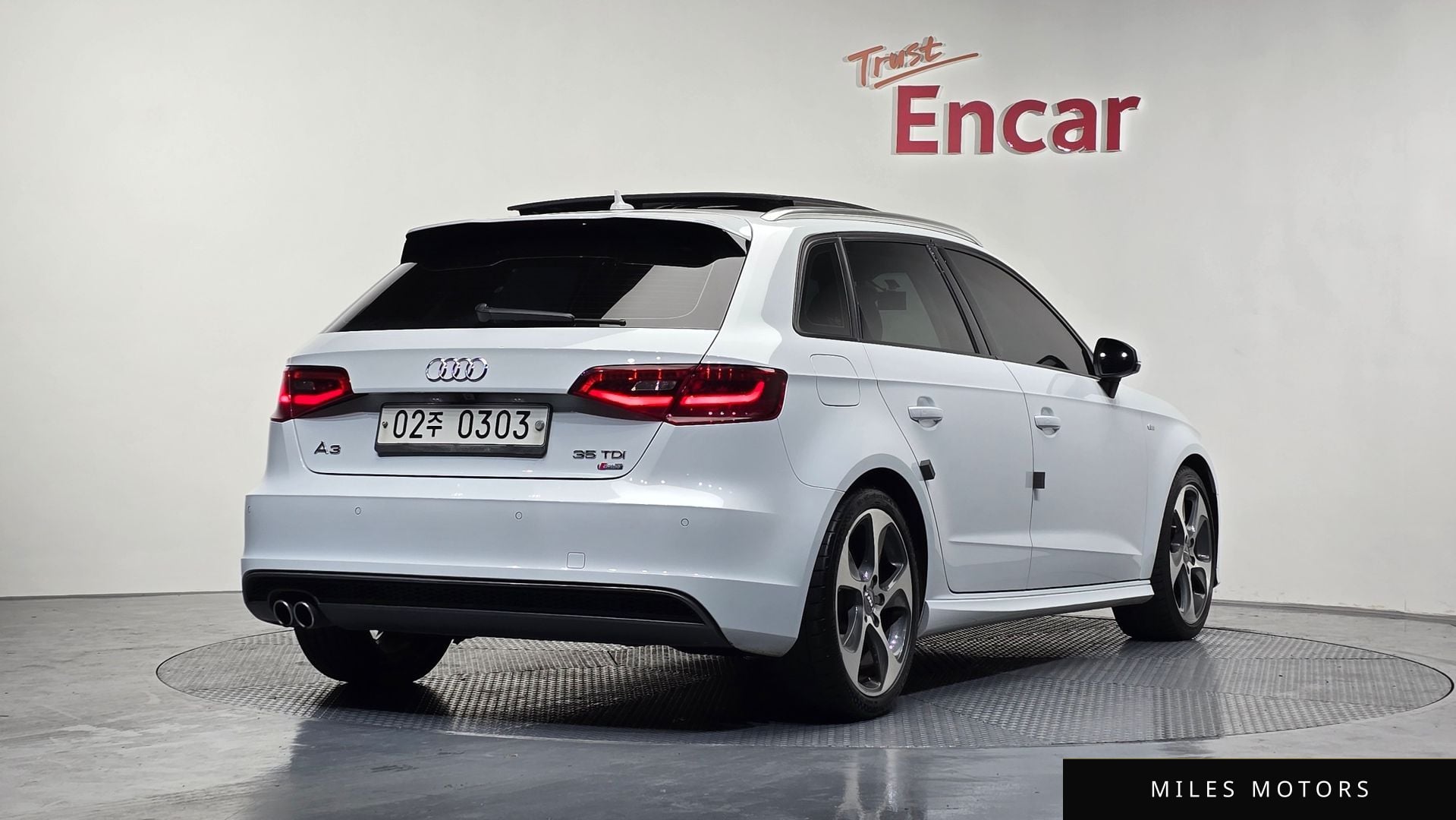Audi A3 2015 — миниатюра 2