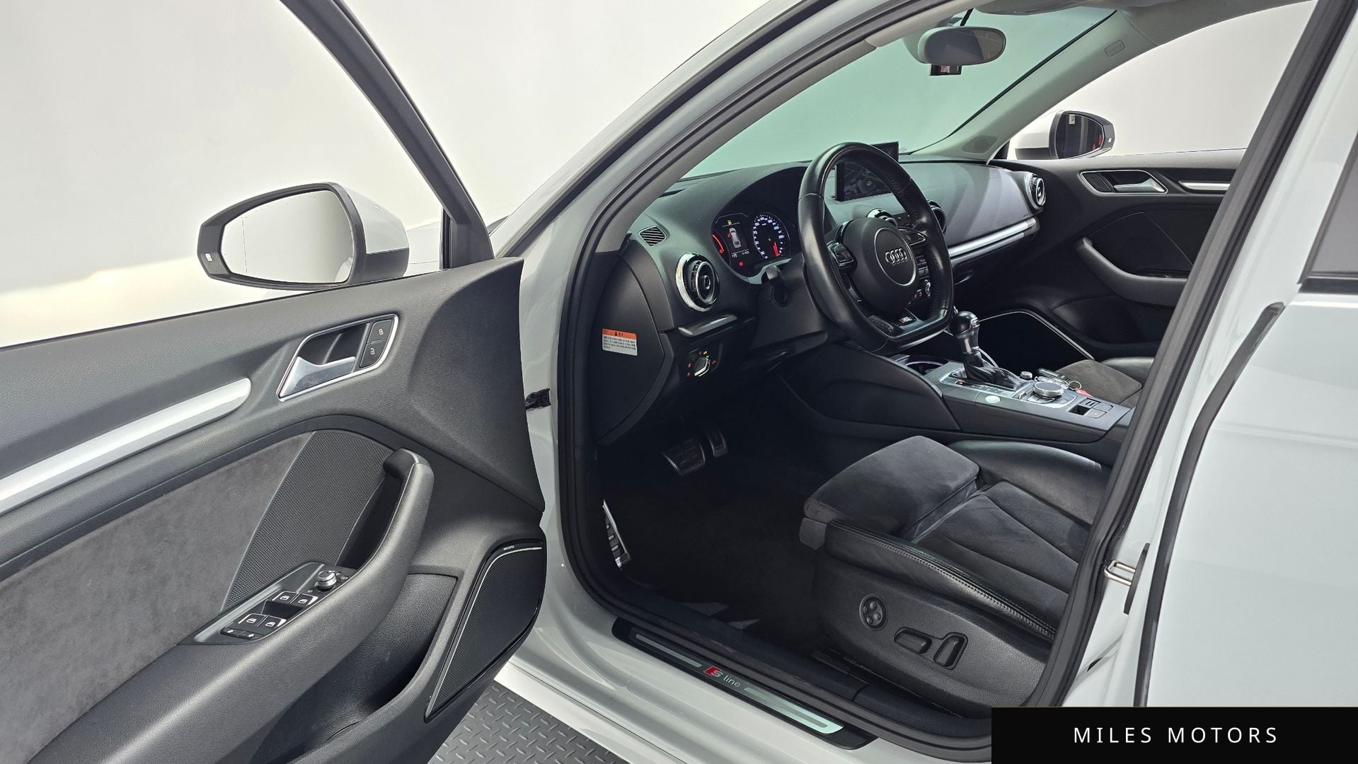 Audi A3 2015 — миниатюра 10