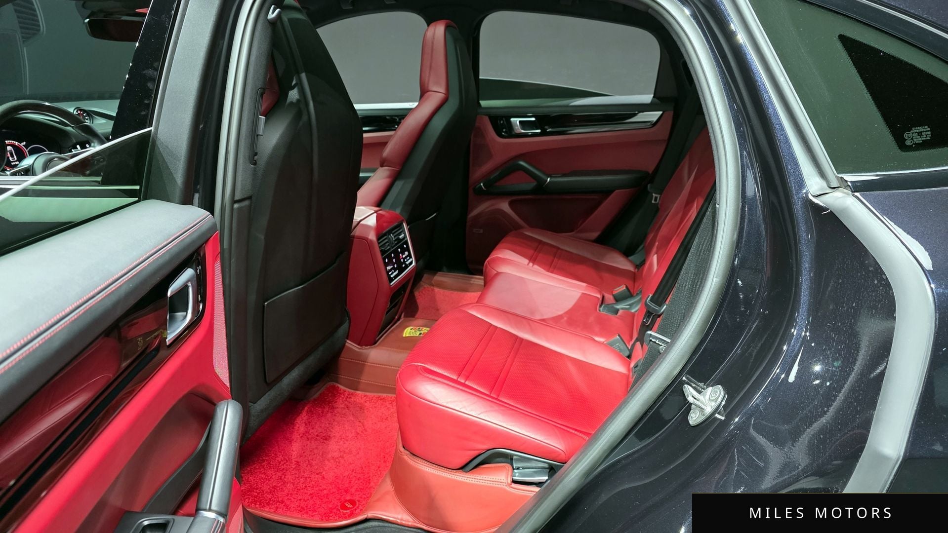 Porsche 카이엔 (PO536) 2020 — миниатюра 12