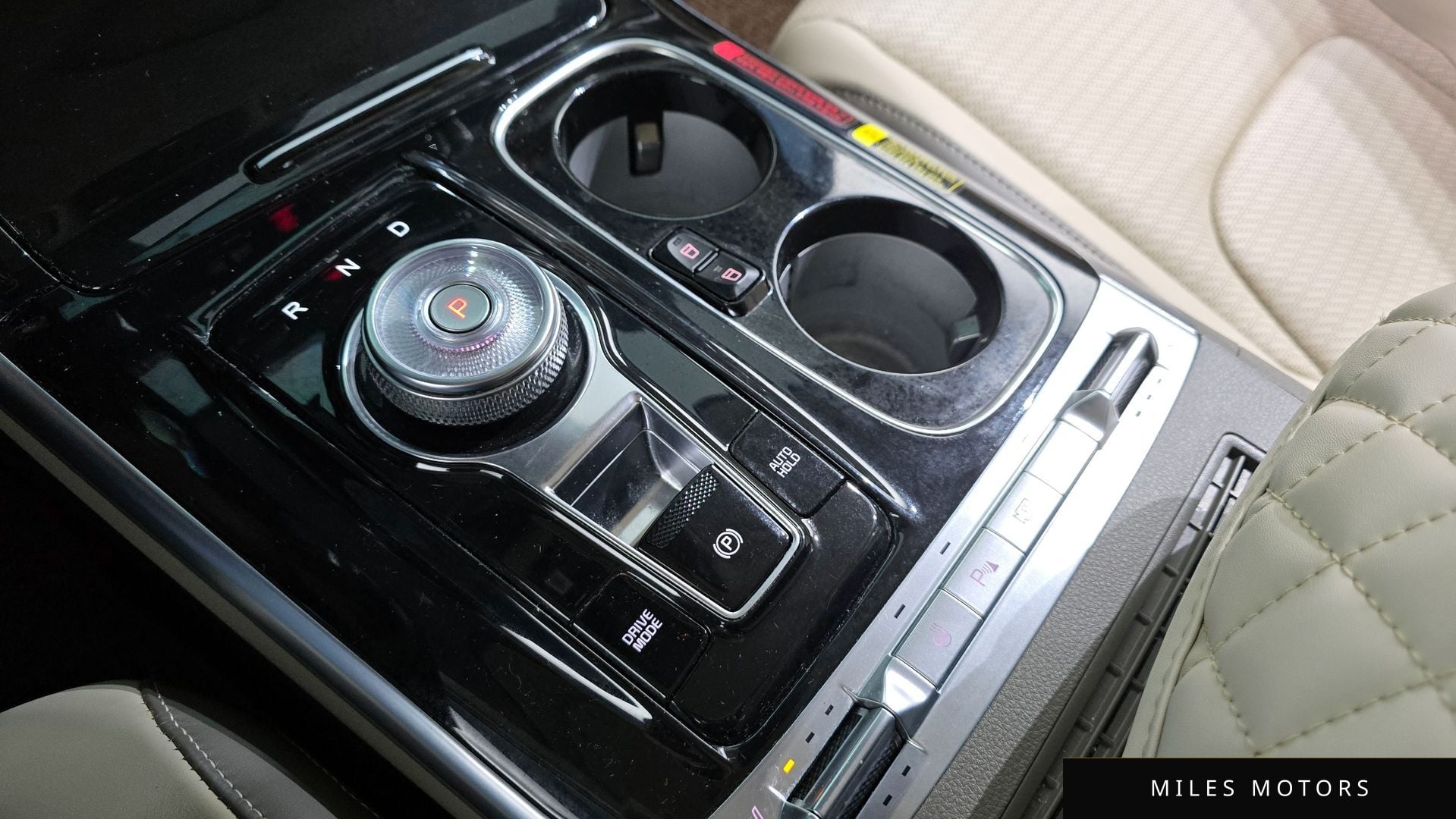 Kia Carnival 2023 — миниатюра 9