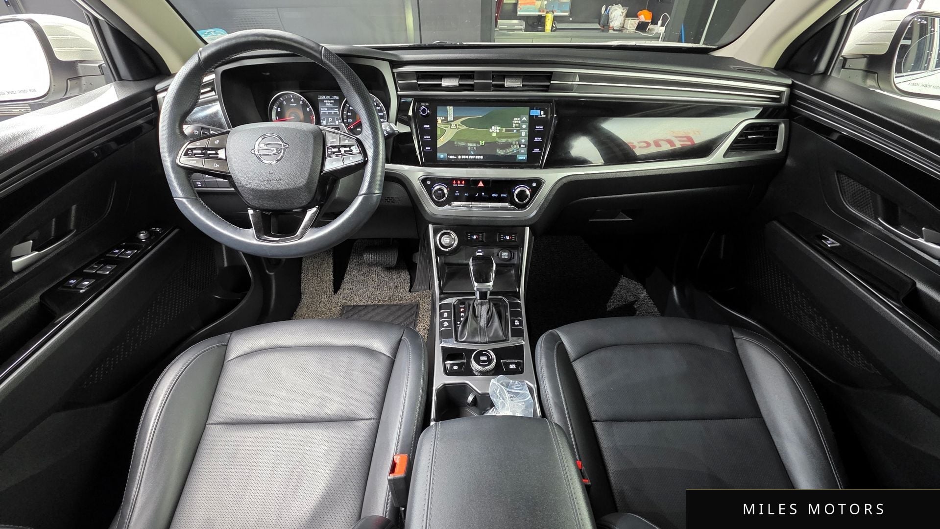 KG Mobility Beautiful Korando 2022 — миниатюра 7