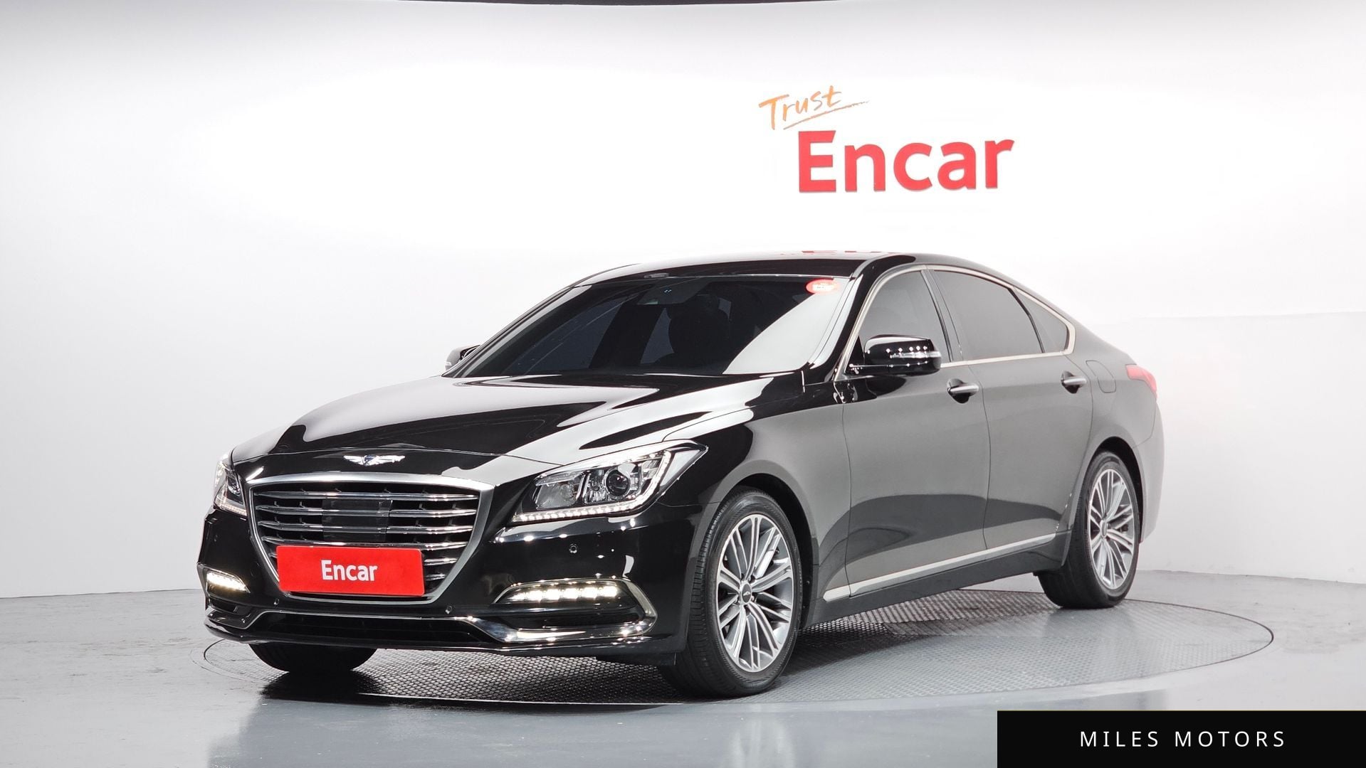 Genesis G80 2018 — фото 1 из 12