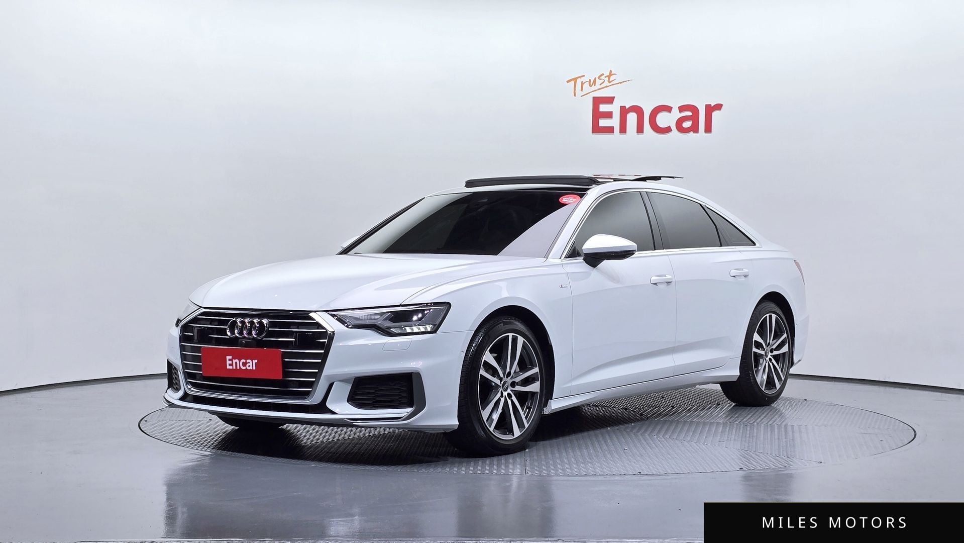 Audi A6 (C8) 2023 — фото 1 из 12