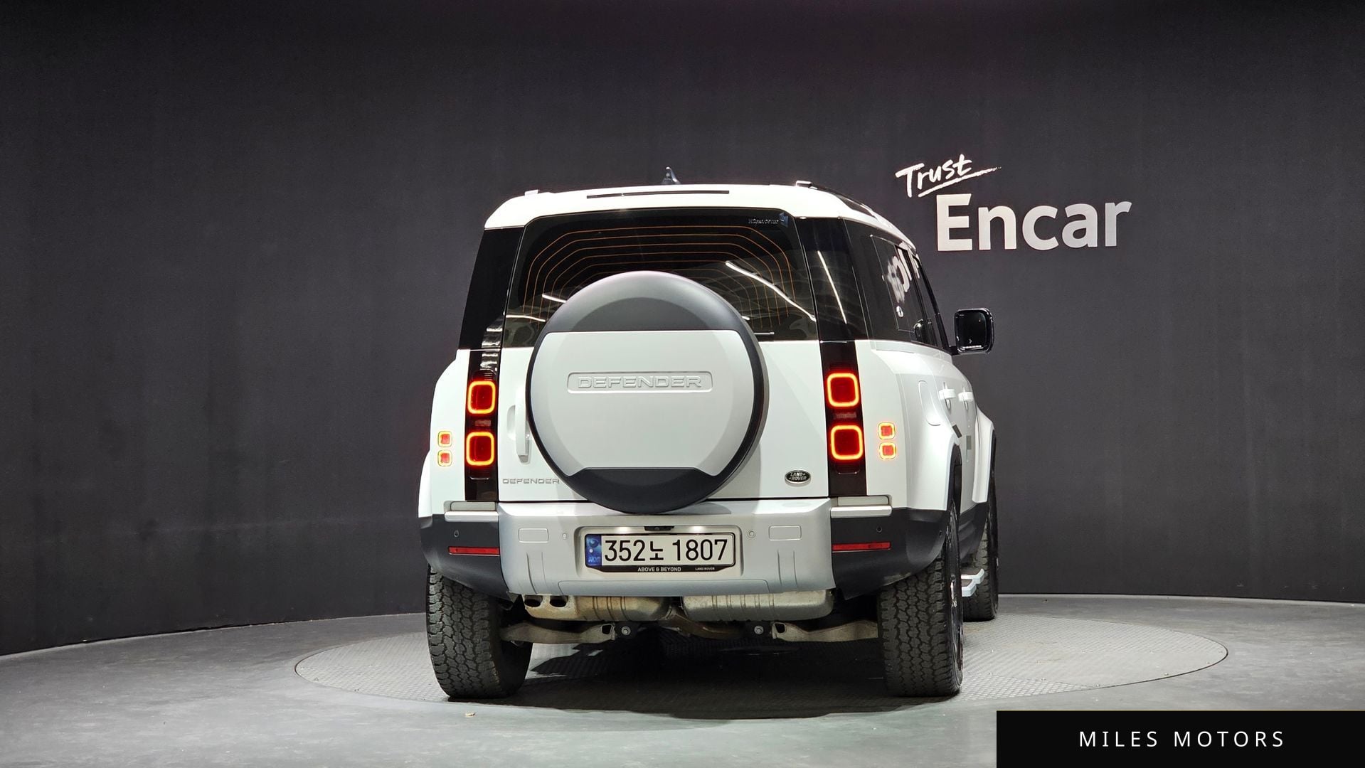 Land Rover 디펜더 (L663) 2023 — миниатюра 4
