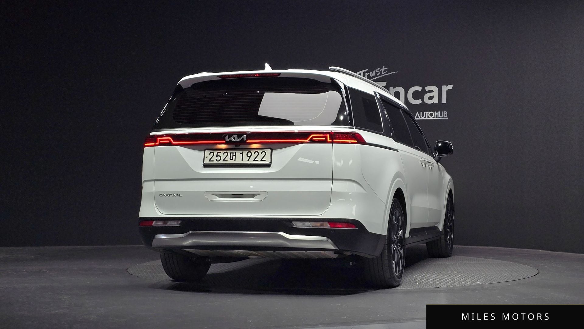 Kia Carnival 2023 — миниатюра 4
