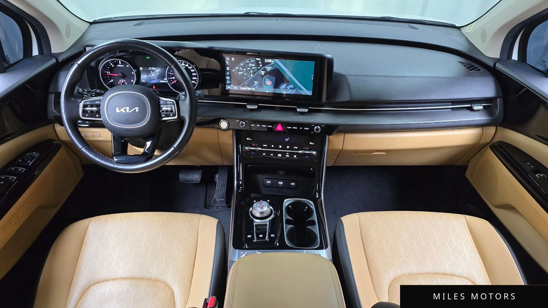 Kia Carnival 2023 — миниатюра 7