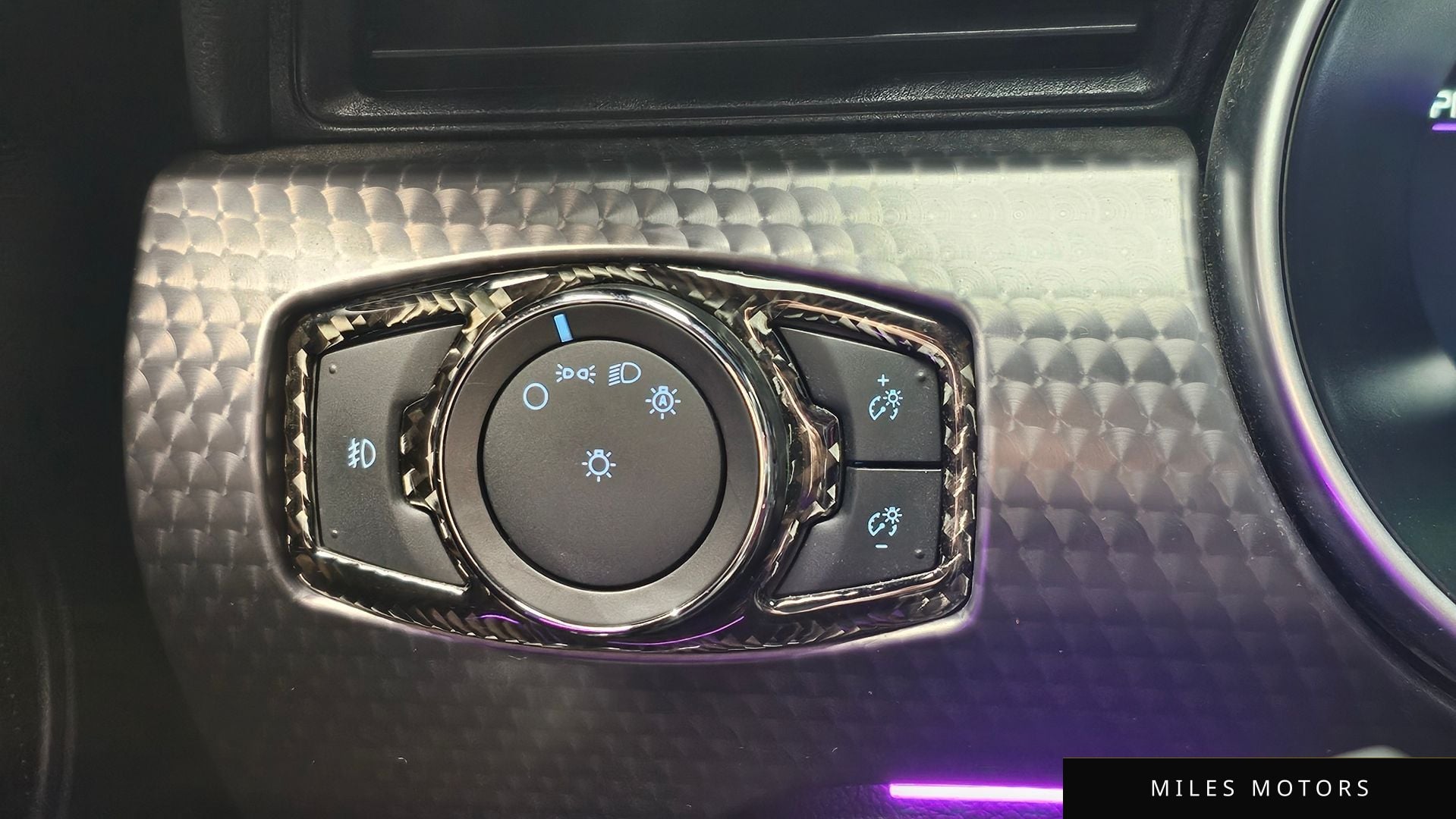 Ford Mustang 2018 — миниатюра 16