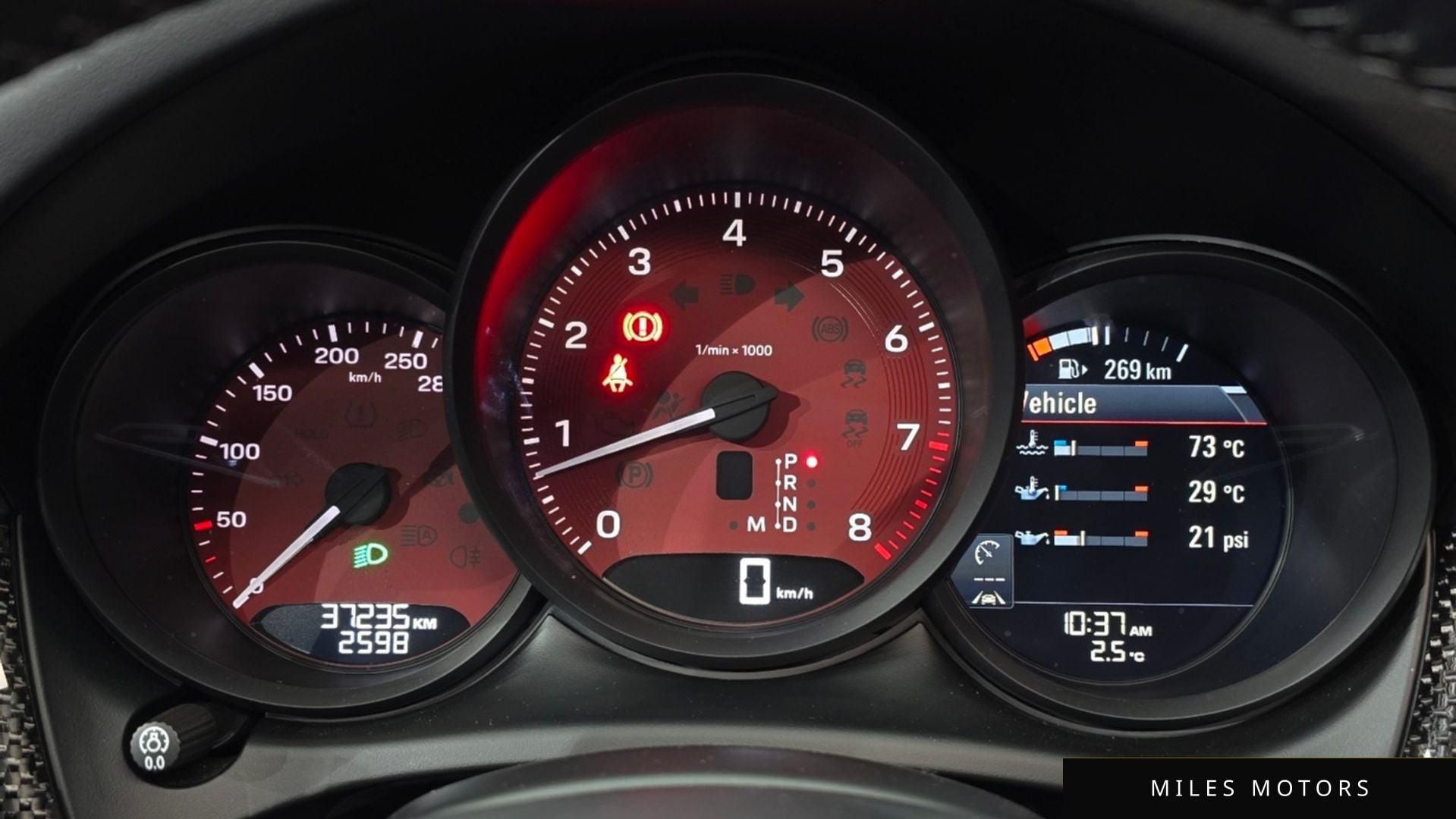 Porsche 마칸 2023 — миниатюра 8