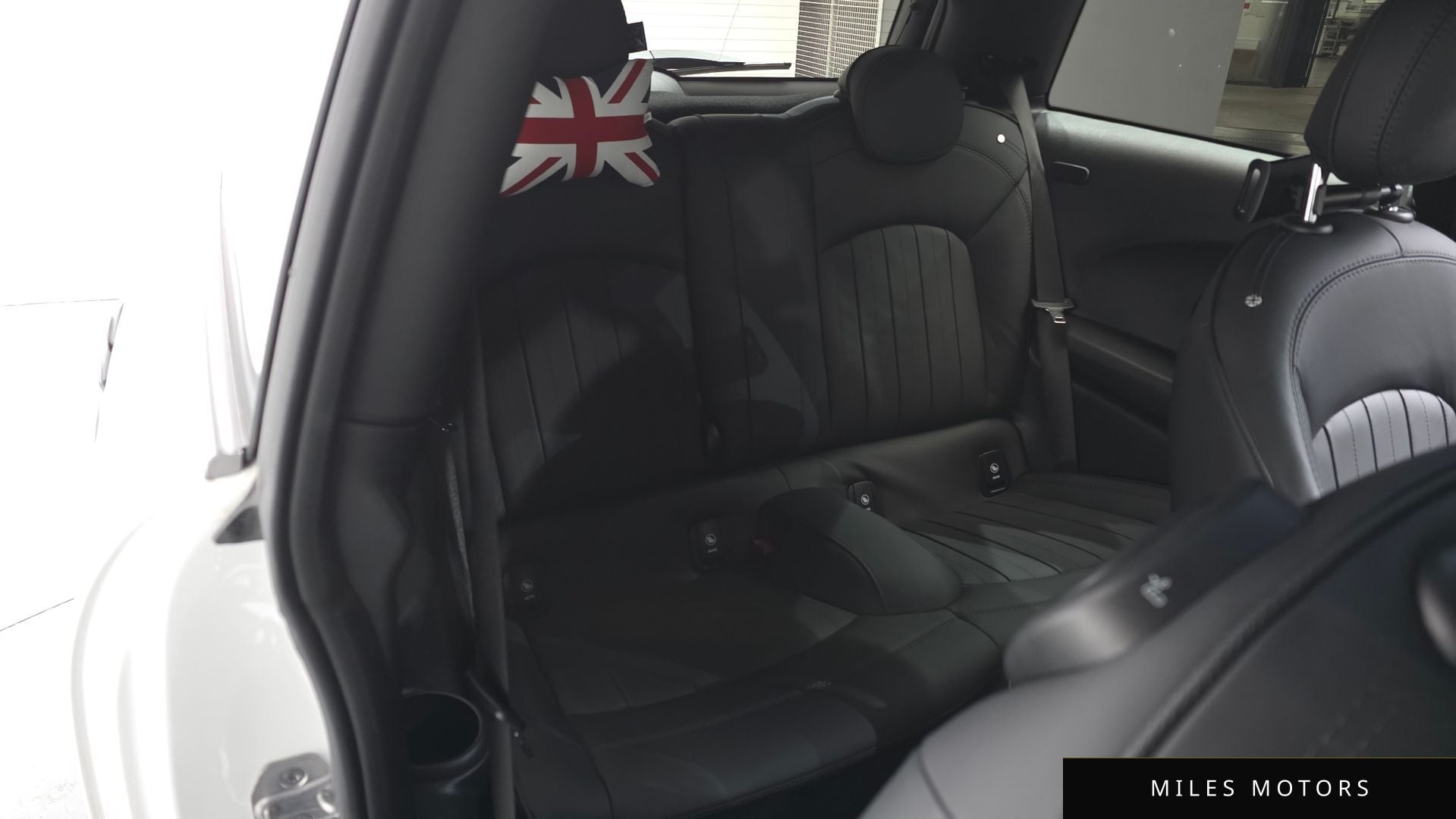 MINI 쿠퍼 S 2024 — миниатюра 11