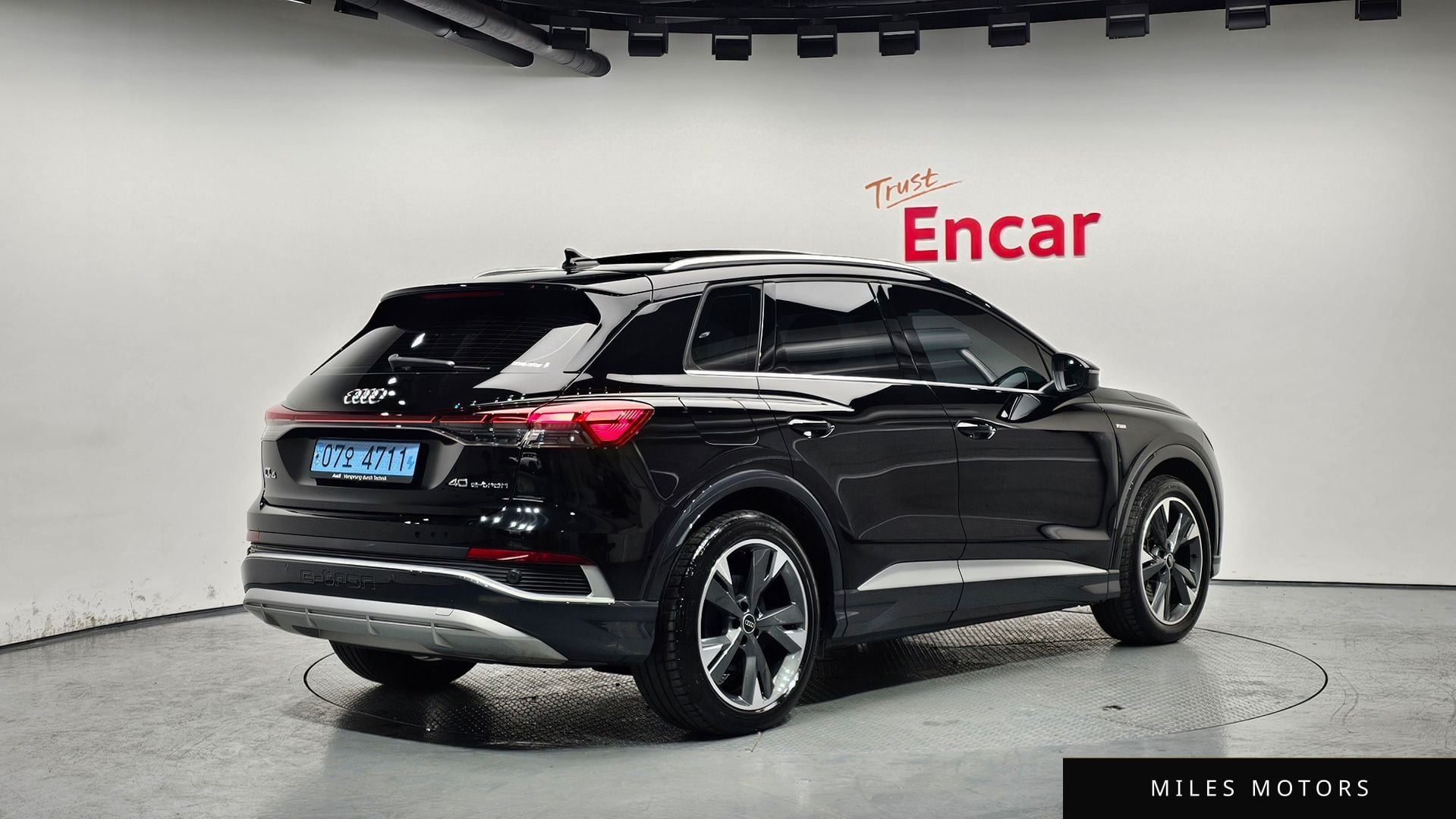 Audi Q4 e-tron 2023 — миниатюра 2