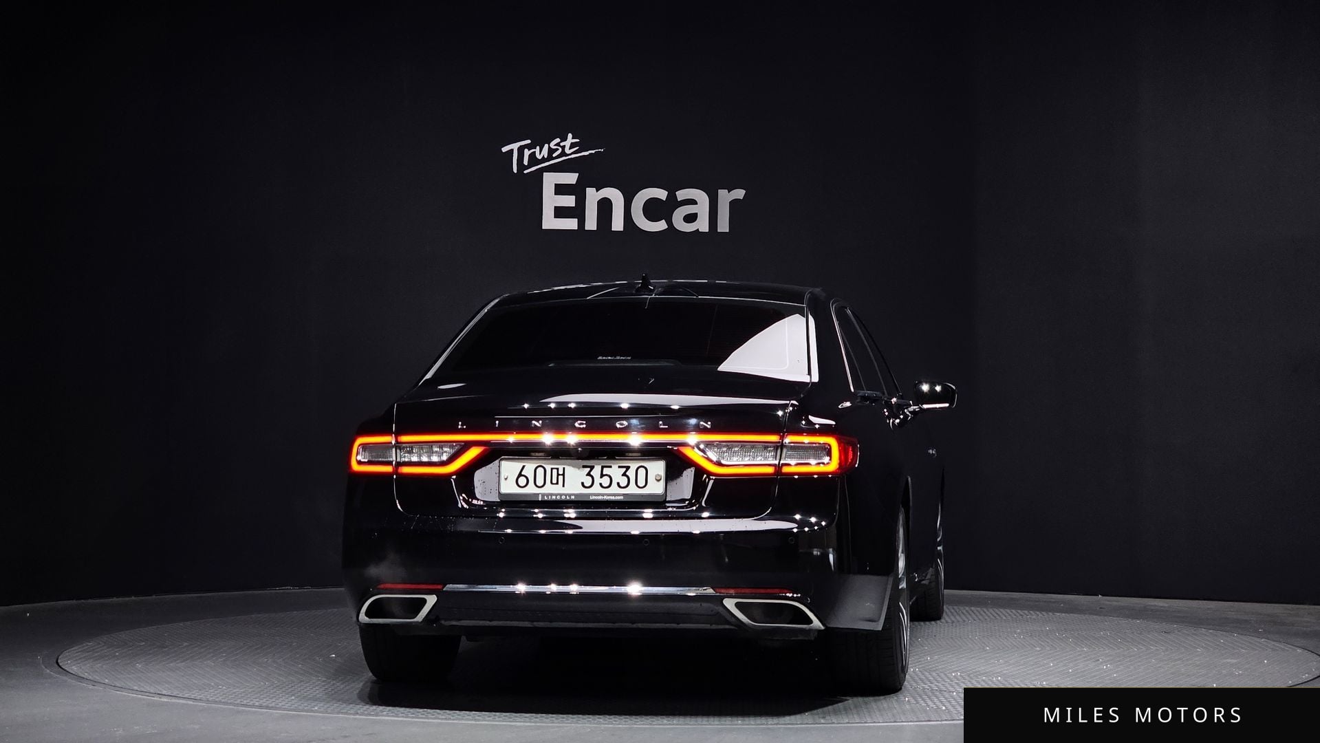 Lincoln Continental 2019 — миниатюра 4