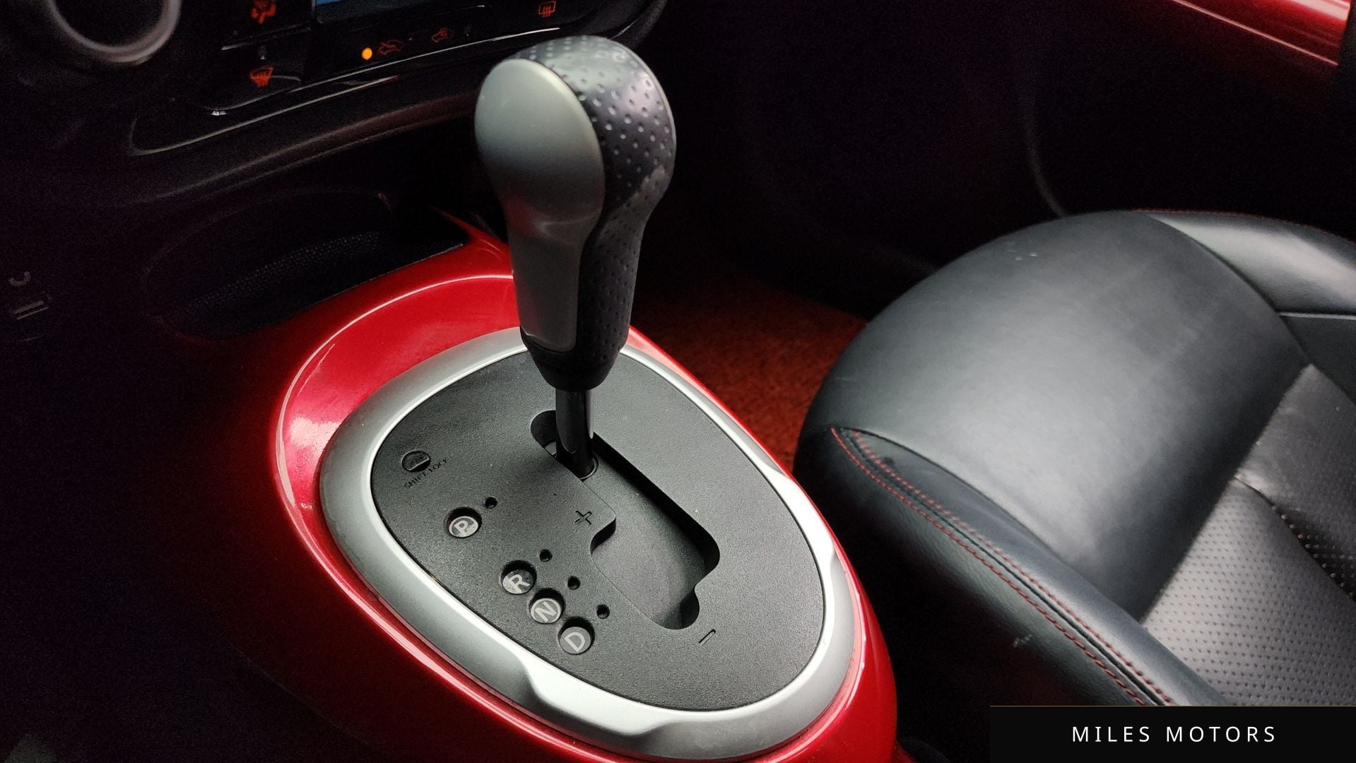 Nissan Juke 2016 — миниатюра 9